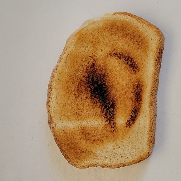 NHL⚡️TOASTER    TWO SLICE NHL ⚡️ LIGHTNING TEAM LOGO TOASTER, by PRO TOAST ELITE - Picture 12 of 13